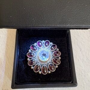 Elegant Silver and Garnet Gemstone Flower Ring by Hespera. Size 8